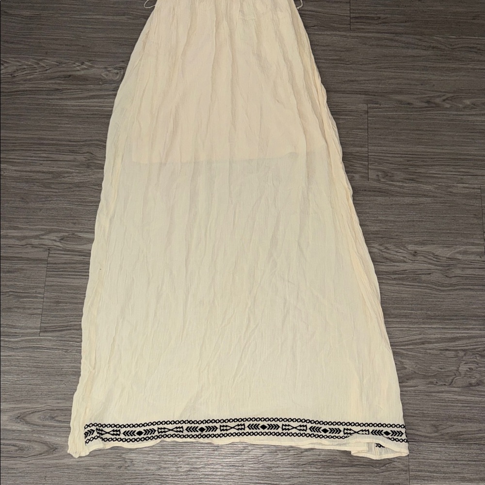 Flying Tomato Cream Maxi Dress with Black Embroidered Detail and Pink Trim - Picture 3 of 6